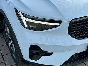 Volvo  XC40 Plus, B5 AWD Mild hybrid, Petrol, Dark
