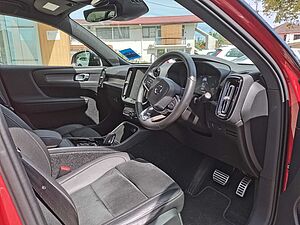 Volvo  XC40 T5 R Design
