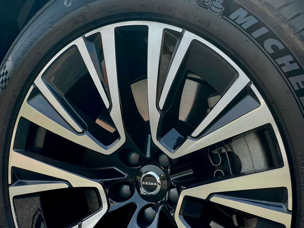 Volvo  XC90 Recharge Ultimate, T8 AWD Plug-in hybrid, Electric/Petrol, Bright, 7 Seats