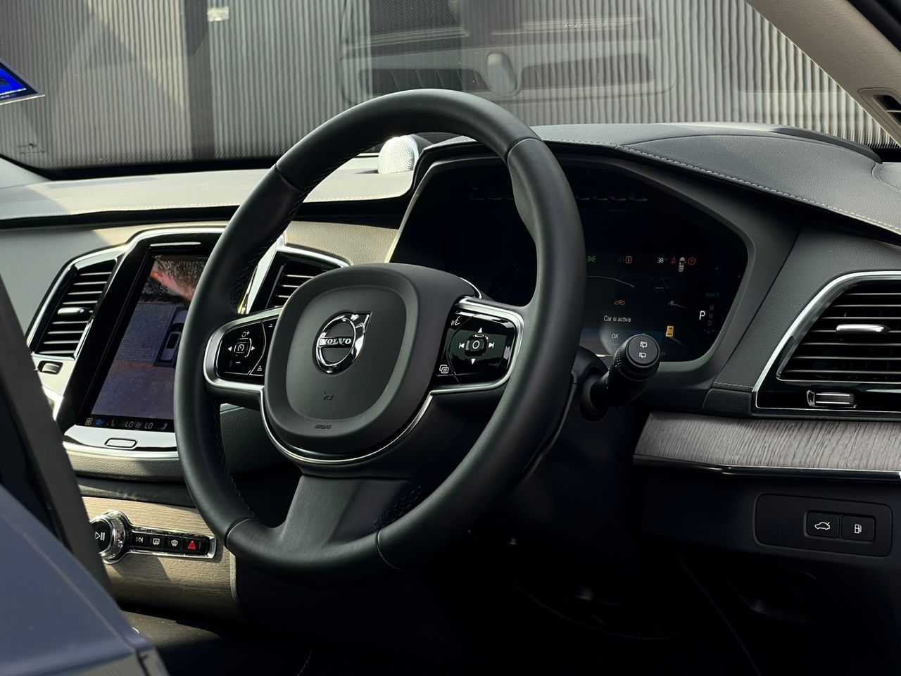 Volvo  XC90 Recharge Ultimate, T8 AWD Plug-in hybrid, Electric/Petrol, Bright, 7 Seats
