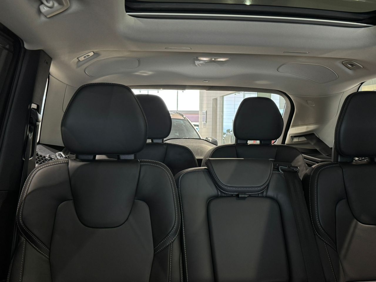 Volvo  XC90 Ultra, T8 AWD Plug-in hybrid, Electric/Petrol, Bright, 7 Seats