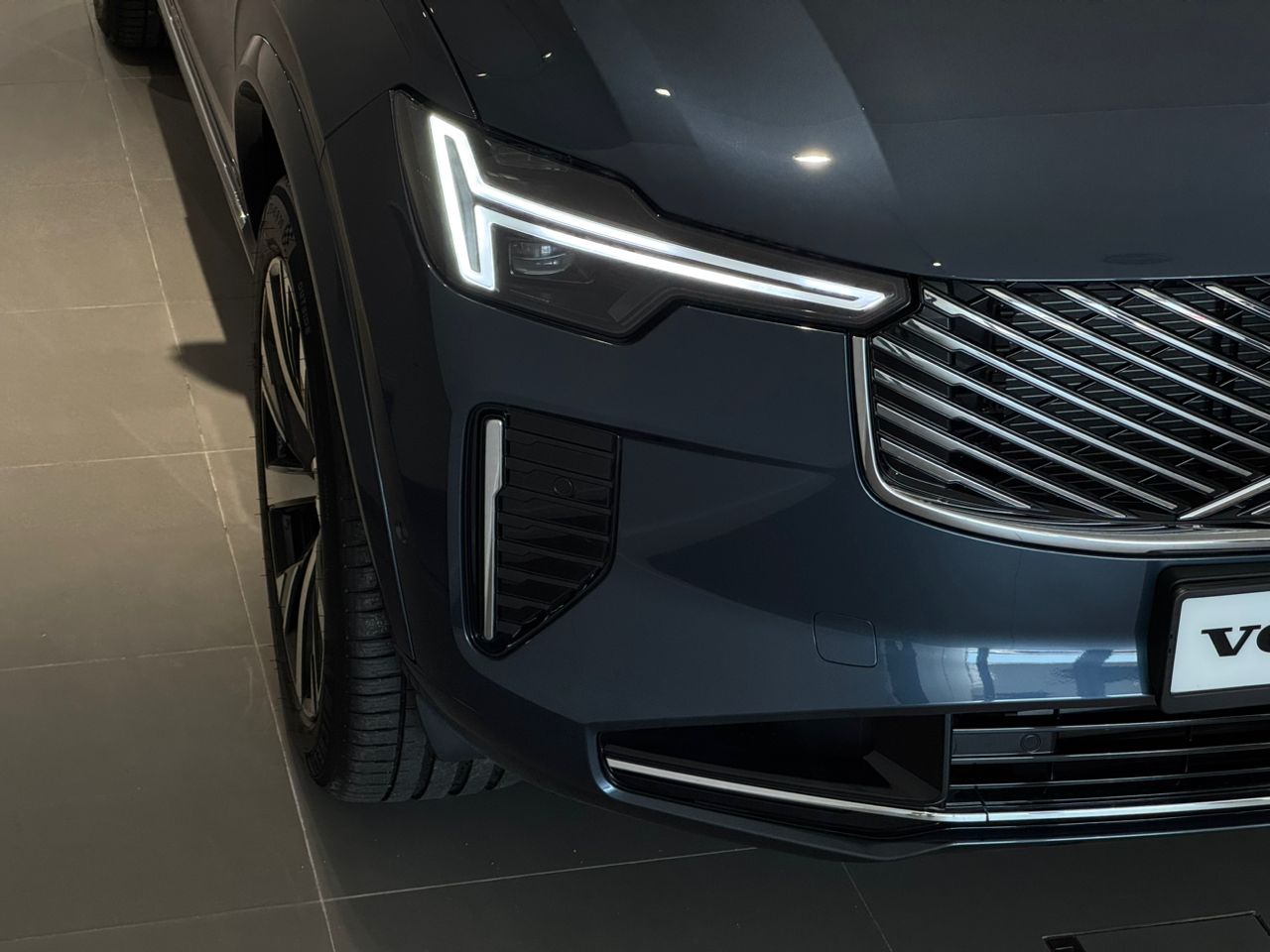 Volvo  XC90 Ultra, T8 AWD Plug-in hybrid, Electric/Petrol, Bright, 7 Seats