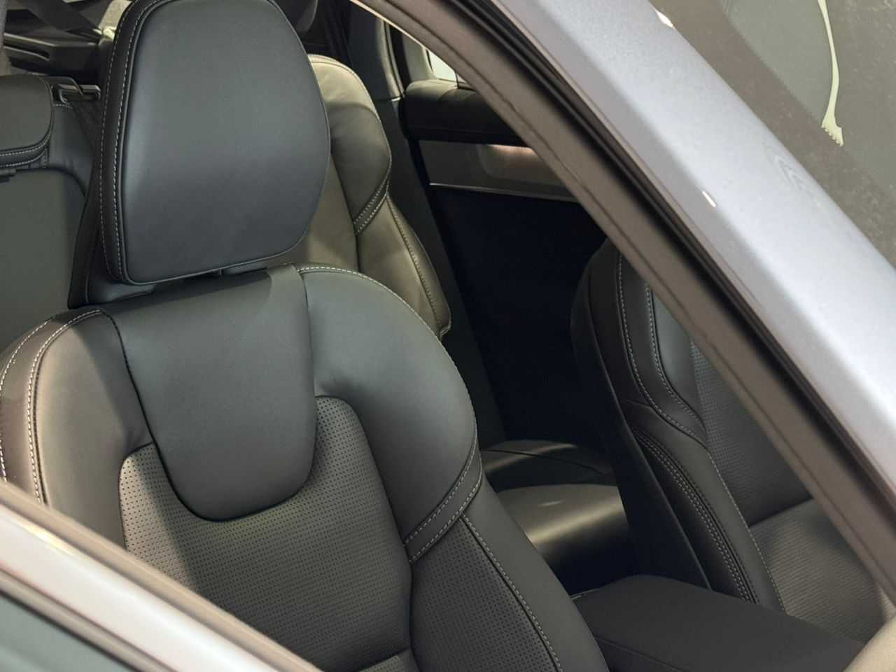 Volvo  XC90 Ultra, T8 AWD Plug-in hybrid, Electric/Petrol, Bright, 7 Seats