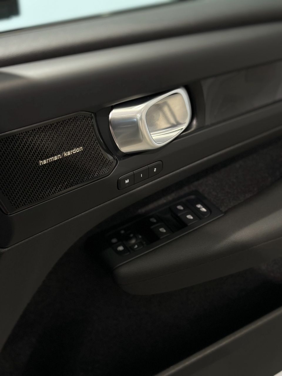 Volvo  XC40 Recharge Ultimate, Pure Electric, Electric