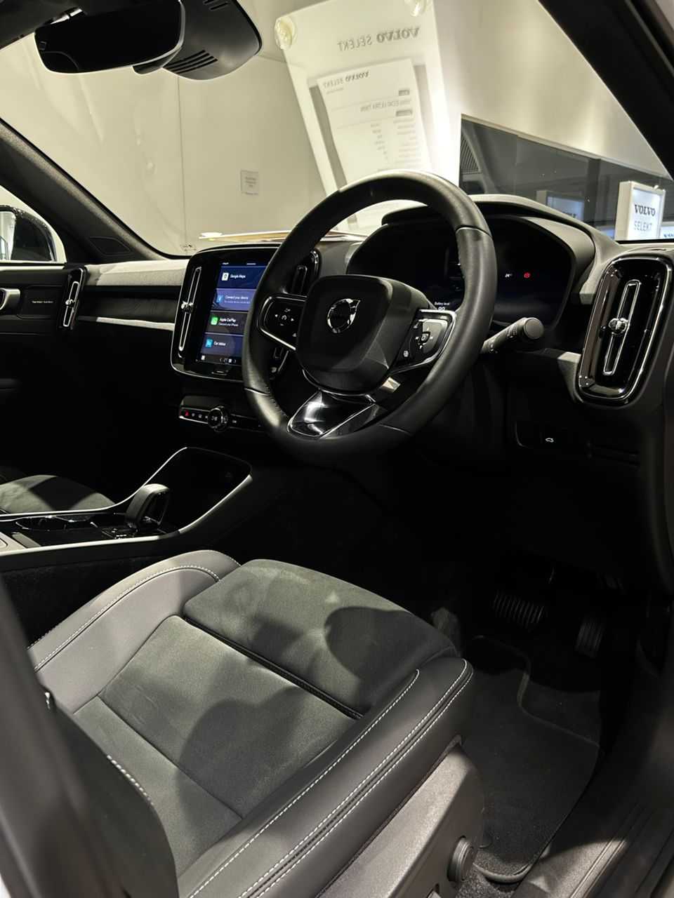 Volvo  EC40 Ultra, Twin Motor, Electric