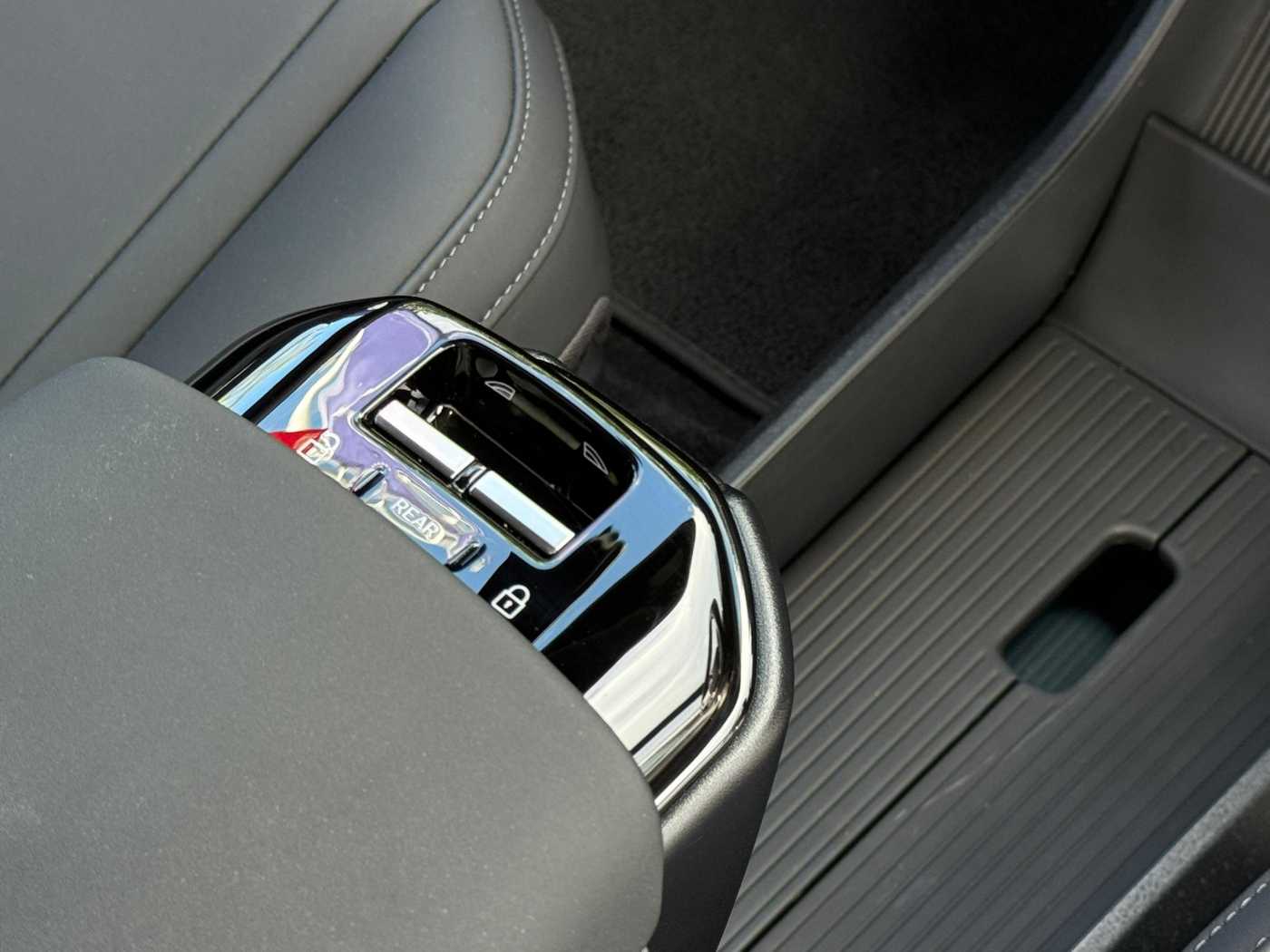 Volvo Ultra, Single Motor Extended Range, Electric