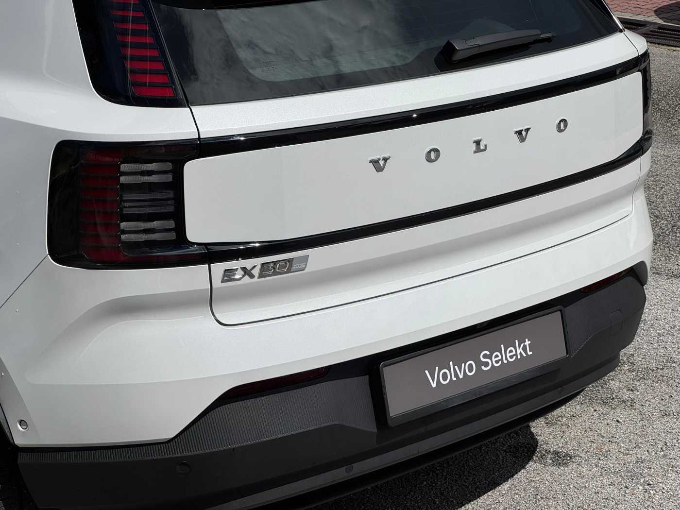 Volvo Ultra, Single Motor Extended Range, Electric