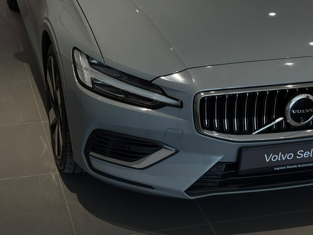 Volvo Recharge Plus, T8 AWD Plug-in hybrid, Electric/Petrol, Bright