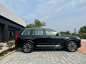 Volvo  XC90 Recharge Ultimate, T8 AWD Plug-in hybrid, Electric/Petrol, Bright, 7 Seats