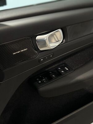 Volvo  XC40 Recharge Ultimate, Pure Electric, Electric