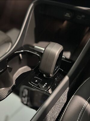 Volvo  C40 Recharge Ultimate, Twin Motor, Electric