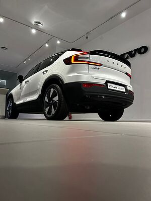 Volvo  EC40 Ultra, Twin Motor, Electric