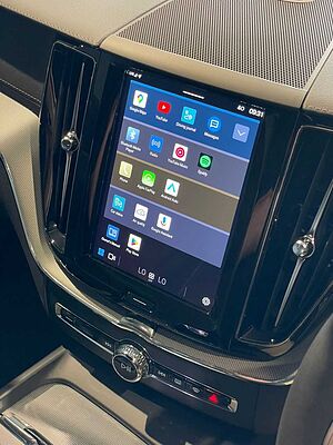 Volvo  XC60 Ultra, T8 AWD Plug-in hybrid, Electric/Petrol, Dark