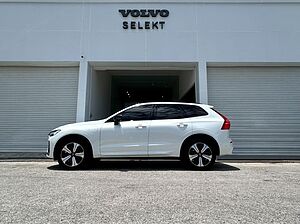 Volvo  XC60 Recharge Ultimate, T8 AWD Plug-in hybrid, Electric/Petrol, Dark