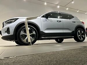 Volvo  XC40 Plus, B5 AWD Mild hybrid, Petrol, Dark