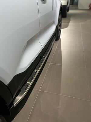 Volvo  XC40 Plus, B5 AWD Mild hybrid, Petrol, Dark