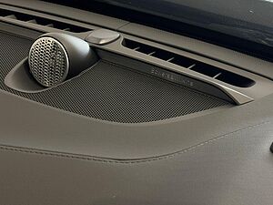 Volvo XC90 Ultra, T8 AWD Plug-in hybrid, Electric/Petrol, Bright, 7 Seats