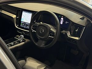 Volvo Recharge Plus, T8 AWD Plug-in hybrid, Electric/Petrol, Bright