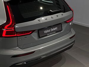Volvo Recharge Plus, T8 AWD Plug-in hybrid, Electric/Petrol, Bright