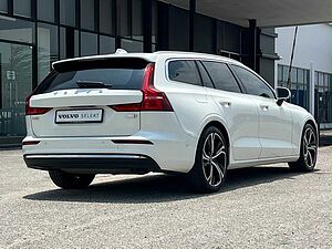 Volvo  V60 Recharge Ultimate, T8 , Electric/Petrol, Bright