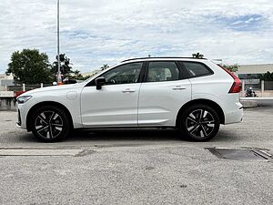 Volvo XC60 Ultra, T8 AWD Plug-in hybrid, Electric/Petrol, Dark