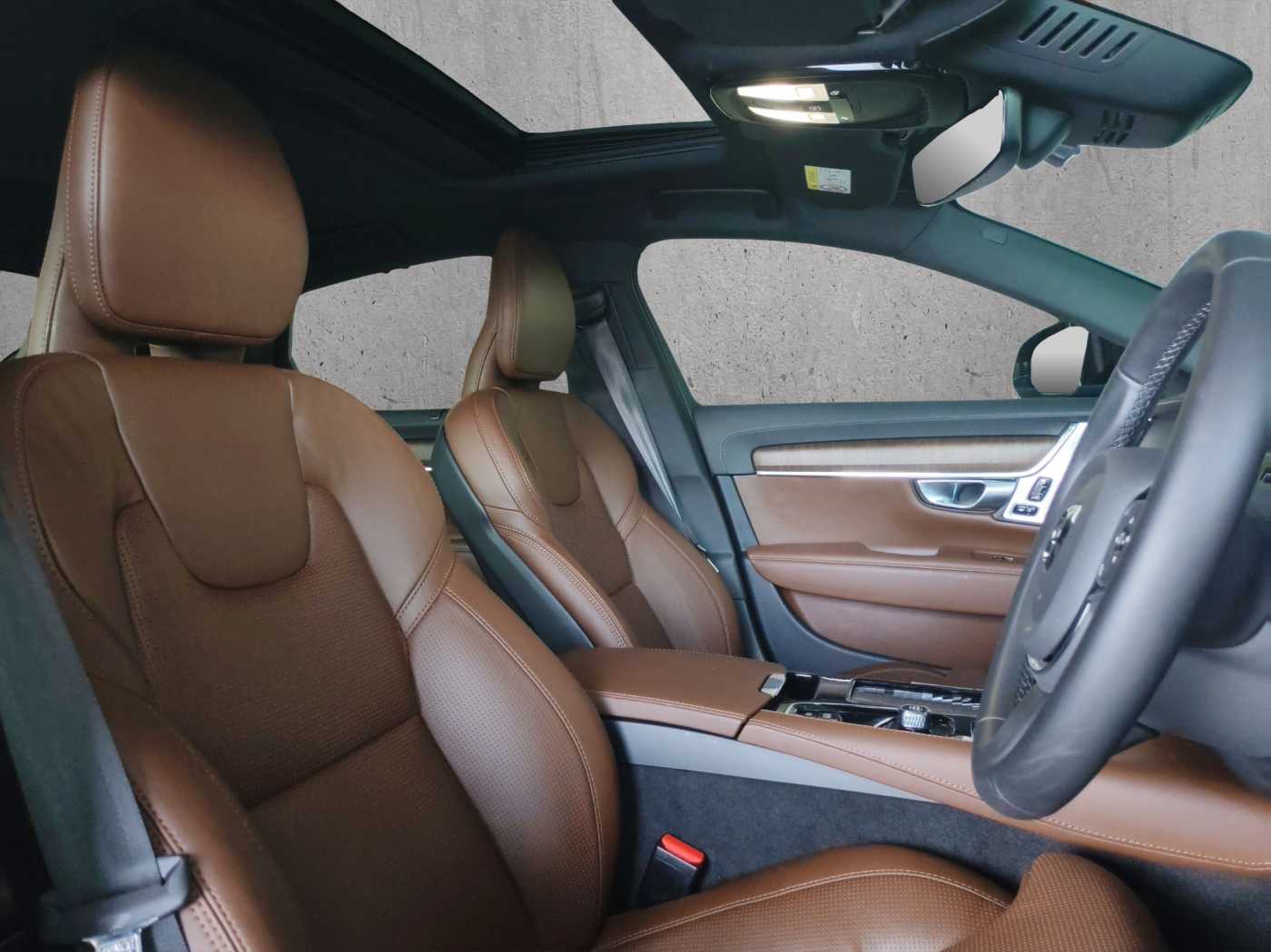 Volvo  S90 Recharge Ultimate, T8 AWD Plug-in hybrid, Electric/Petrol, Bright