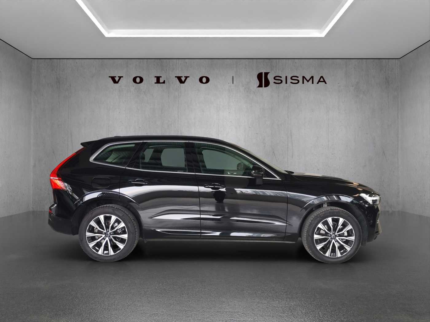 Volvo  XC60 Essential, B5 AWD Mild hybrid, Petrol