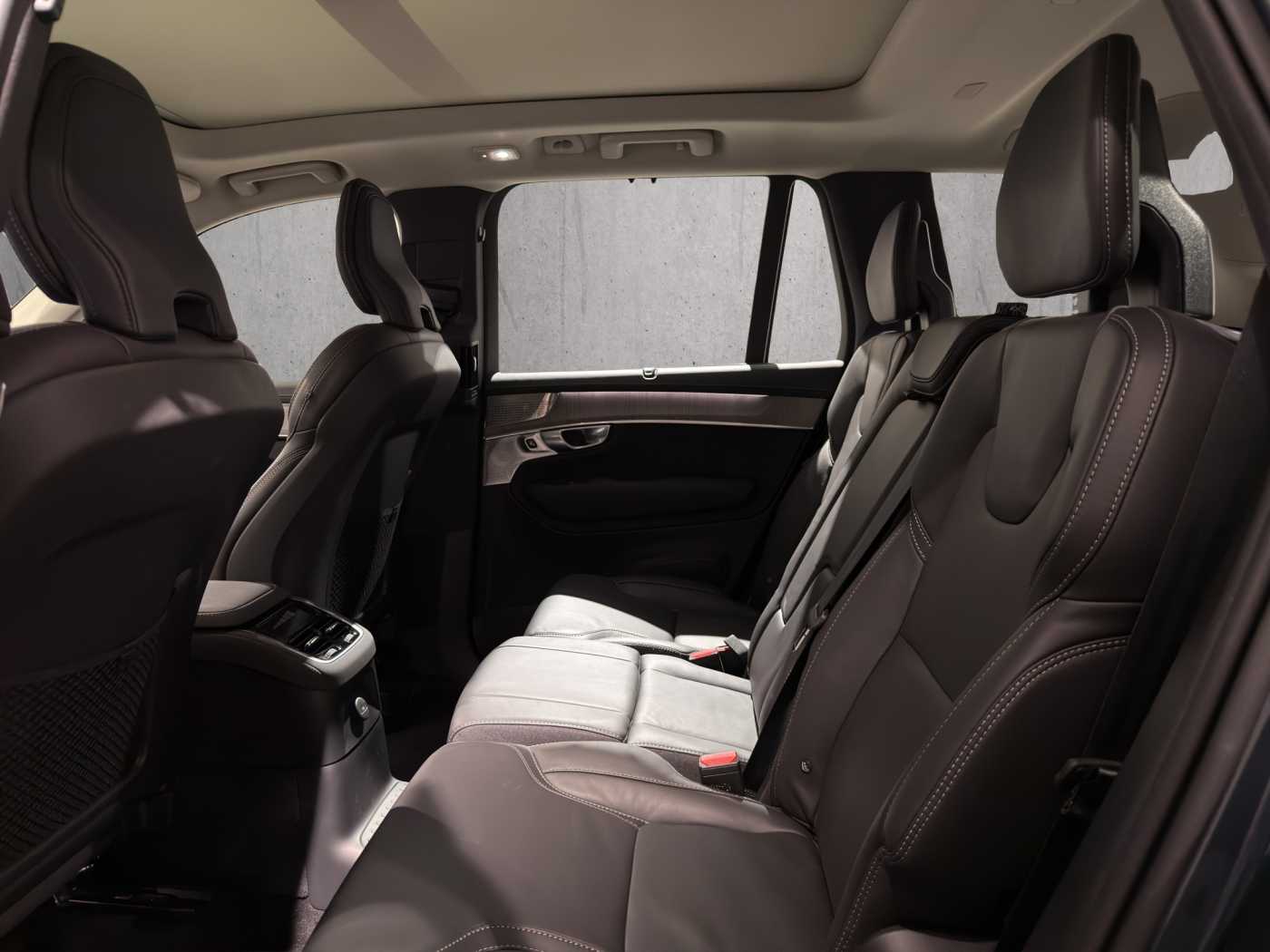 Volvo  XC90 Ultra, T8 AWD Plug-in hybrid, Electric/Petrol, Bright, 7 Seats