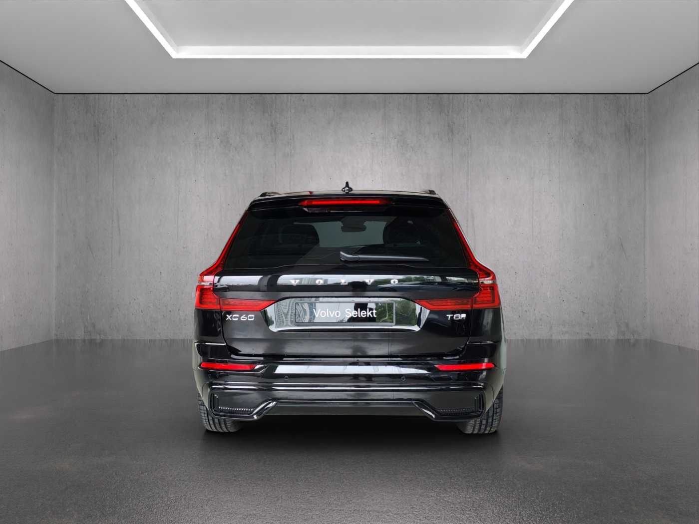 Volvo XC60 Ultra, T8 AWD Plug-in hybrid, Electric/Petrol, Dark