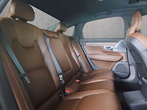 Volvo  S90 Recharge Ultimate, T8 AWD Plug-in hybrid, Electric/Petrol, Bright