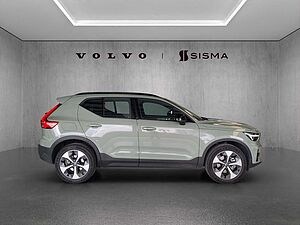 Volvo  XC40 Plus, B5 AWD Mild hybrid, Petrol, Dark