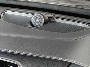 Volvo  XC90 Ultra Reskin, T8 AWD Plug-in hybrid, Electric/Petrol, Bright, 7 Seats