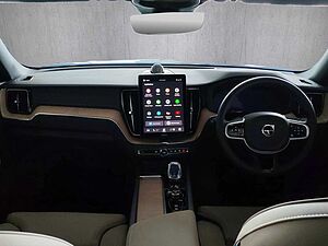 Volvo  XC60 Ultra, T8 AWD Plug-in hybrid, Electric/Petrol, Dark