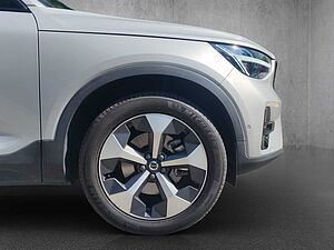 Volvo  XC40 Plus, B5 AWD Mild hybrid, Petrol, Dark